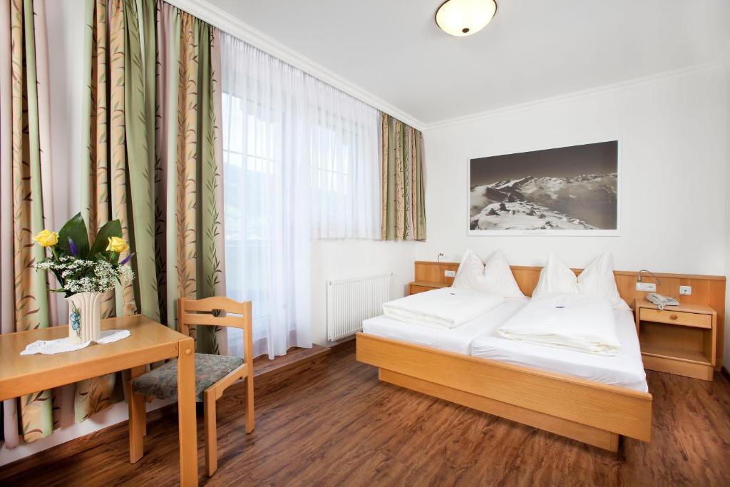Hotel Grundlhof Bramberg am Wildkogel Habitación foto